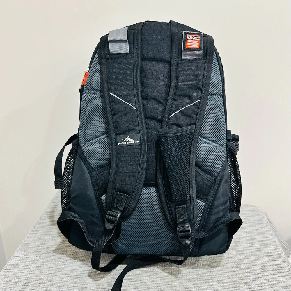 High Sierra Swerve Laptop Backpack Black -Fits up‎ to 17